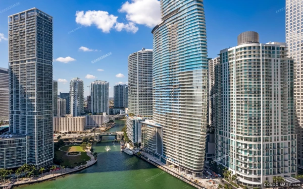 Epic Residences drone & aerial image 2 in Miami River