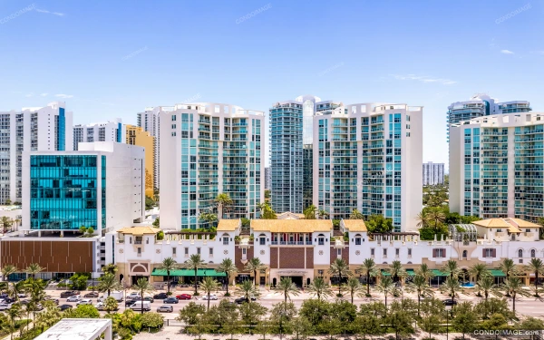 St. Tropez II drone & aerial image 2 in Sunny Isles Beach