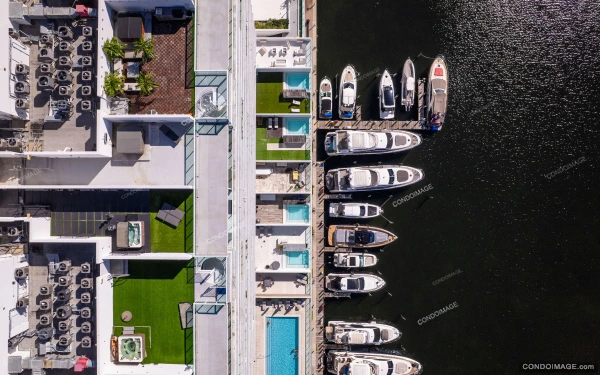 400 Sunny Isles drone & aerial image 2 in Sunny Isles Beach