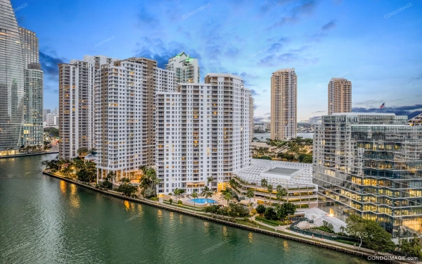 Courvoisier Courts drone & aerial image 3 in Brickell Key