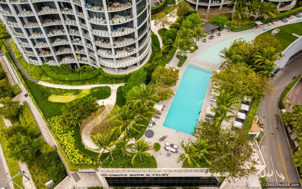 Two Park Grove drone & aerial image 3 in Coconut Grove