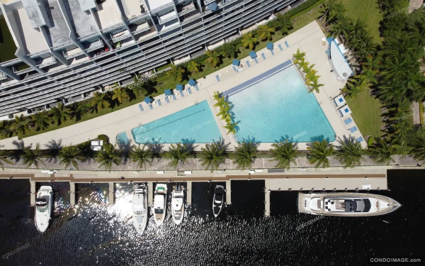Artech Aventura drone & aerial image 3 in Aventura