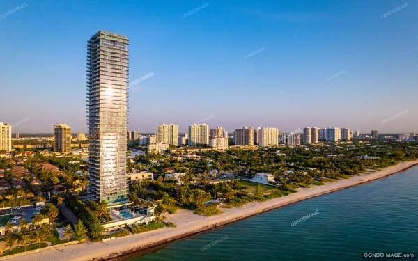 Regalia drone & aerial image 2 in Sunny Isles Beach