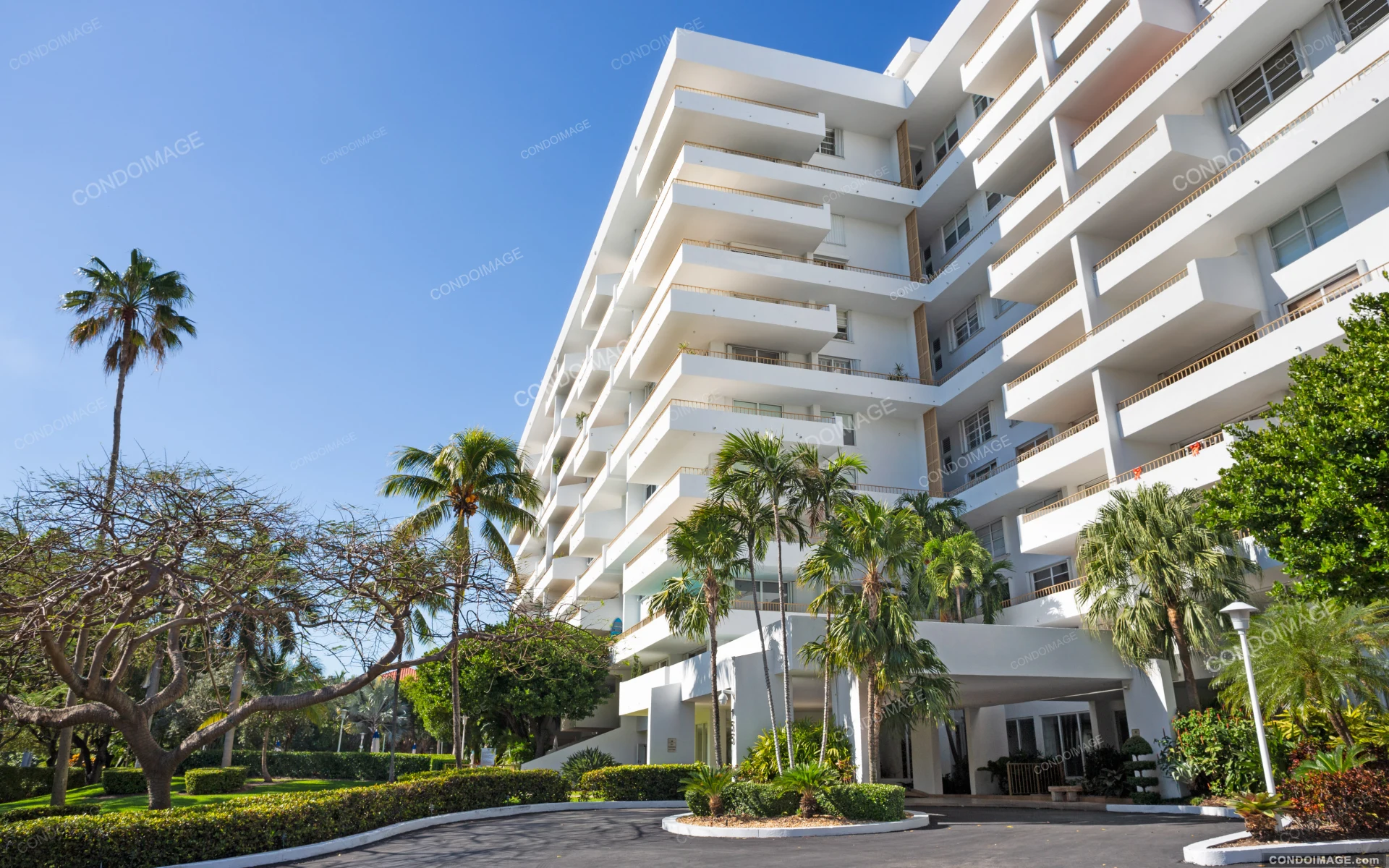 Commodore Club East, Key Biscayne property management