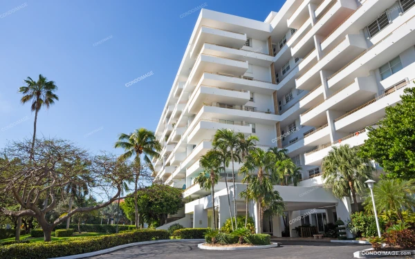 Commodore Club East, Key Biscayne property management