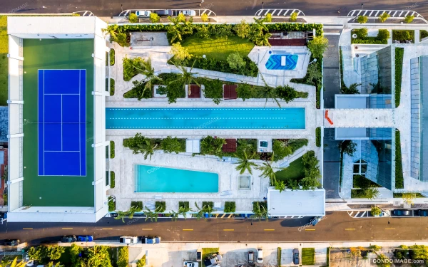 Missoni Baia drone & aerial image 3 in Edgewater