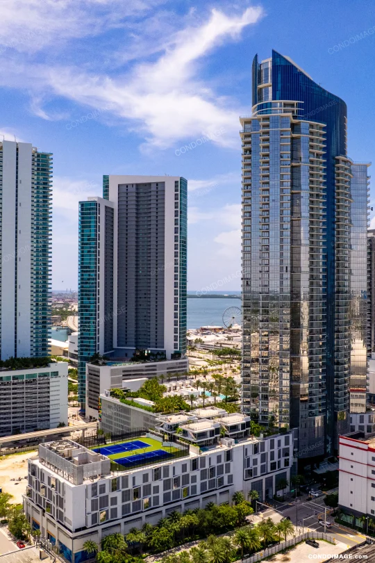 Paramount Miami Worldcenter
