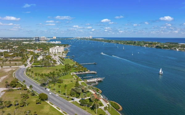 Olara renderings image 3 in West Palm Beach