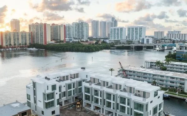 Koya Bay renderings image 2 in North Miami Beach